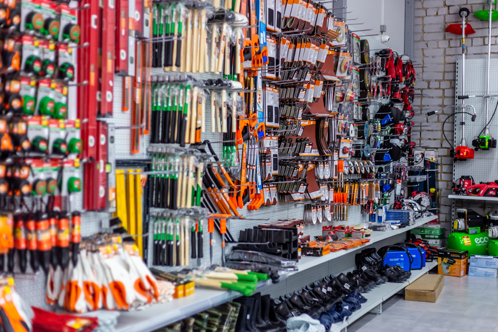 Hardware & Retail